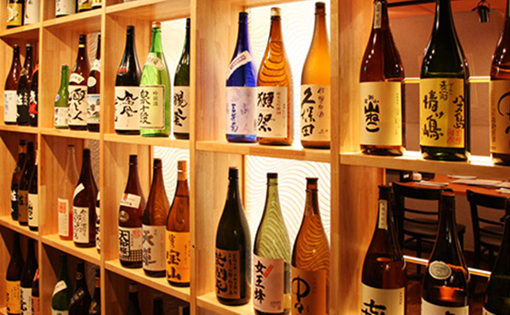 全国30種類以上の日本酒を390円～ご提供しています。